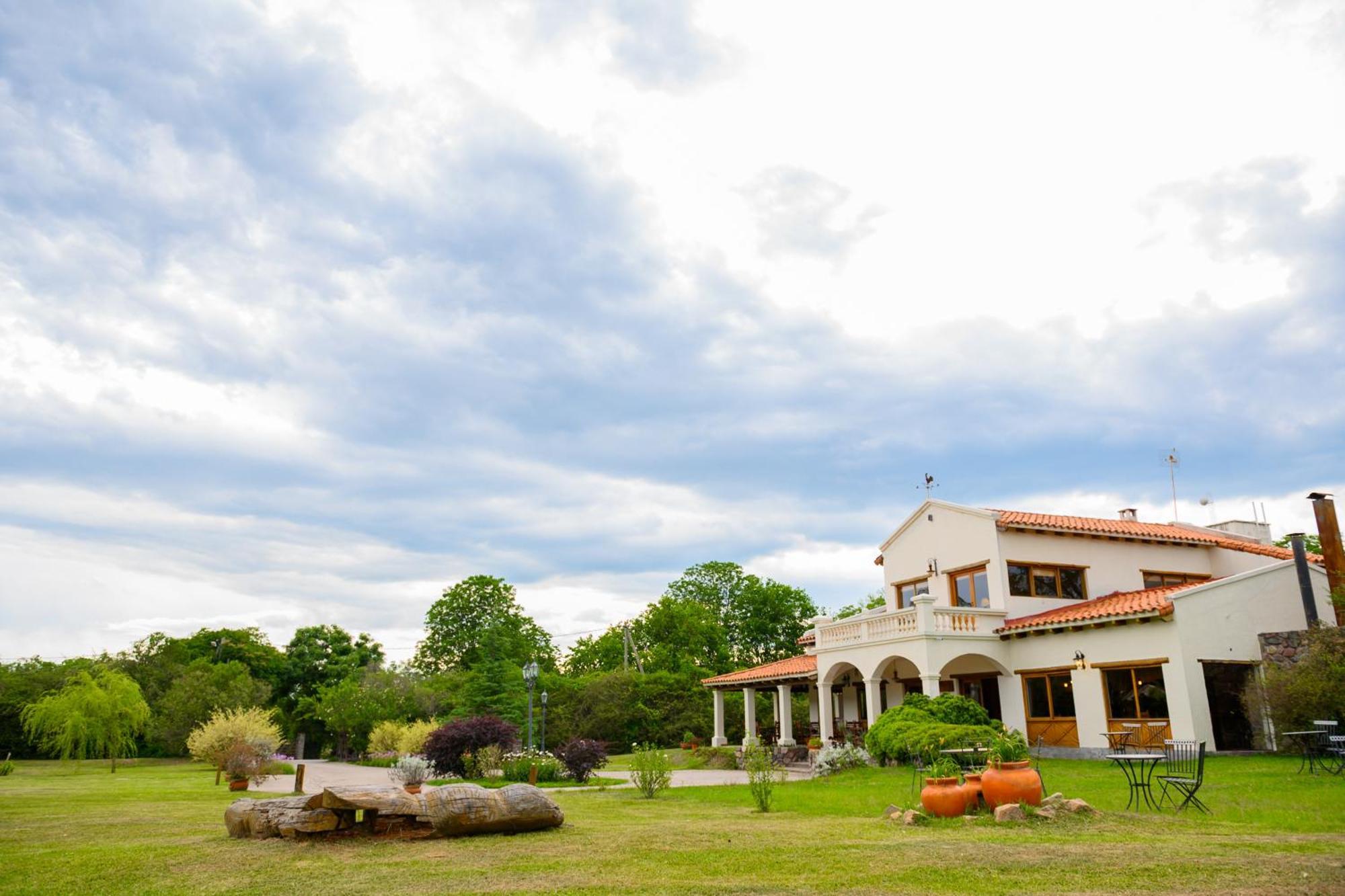 Hosteria La Caldera Exterior photo
